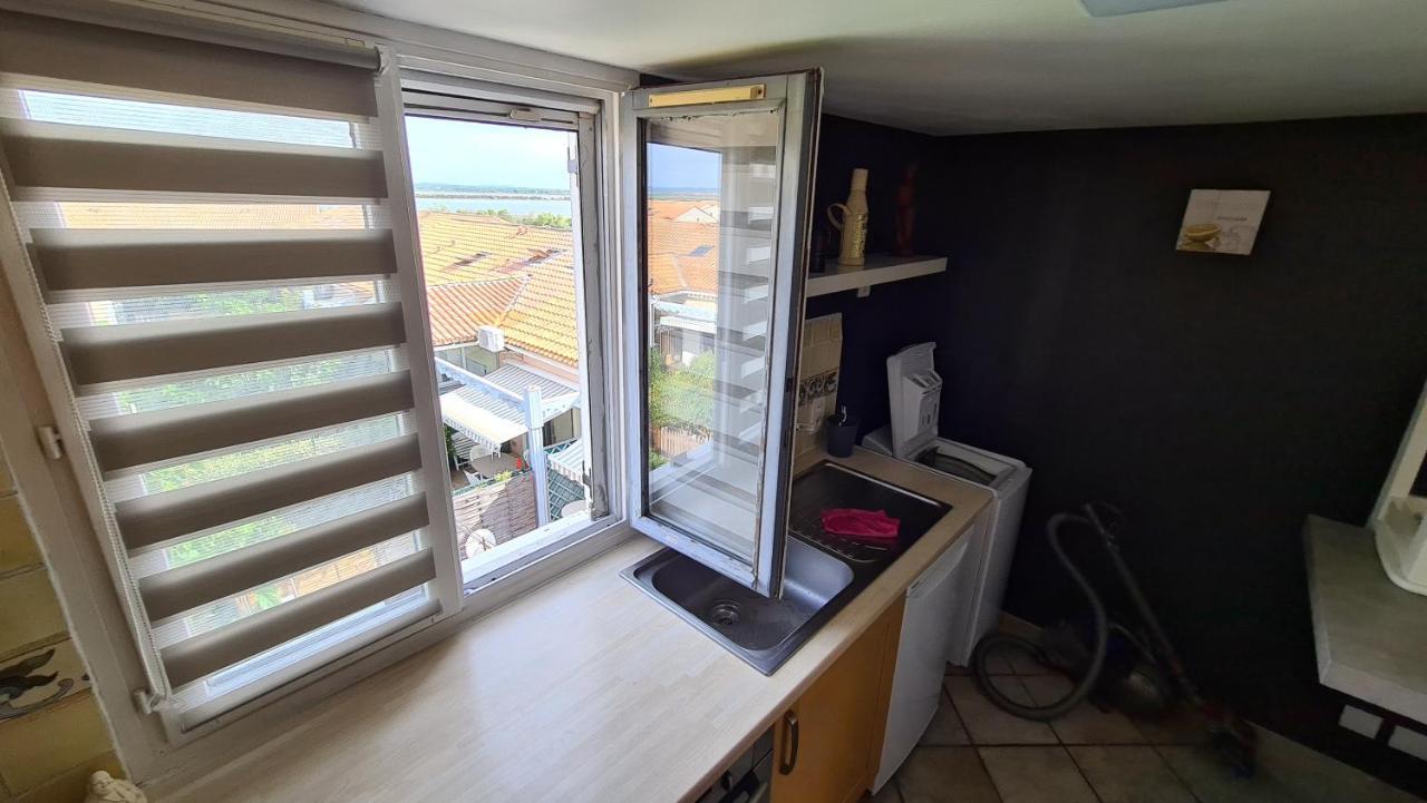 Le Scarlett Apartment Палава-ле-Фло Екстериор снимка